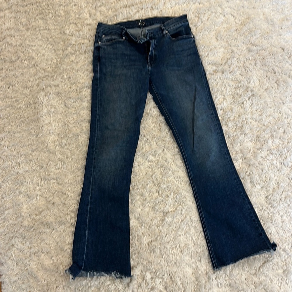Mother Jeans size 30 The Runway Step Fray Color Manana Mi Amor